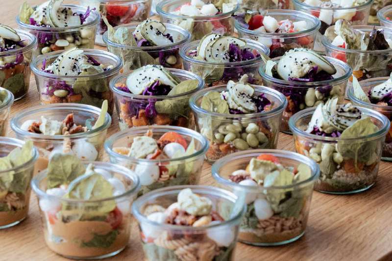 Small salad bowls